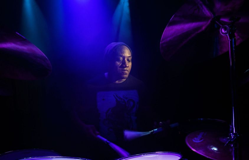 Siemy Di drummer percussionist